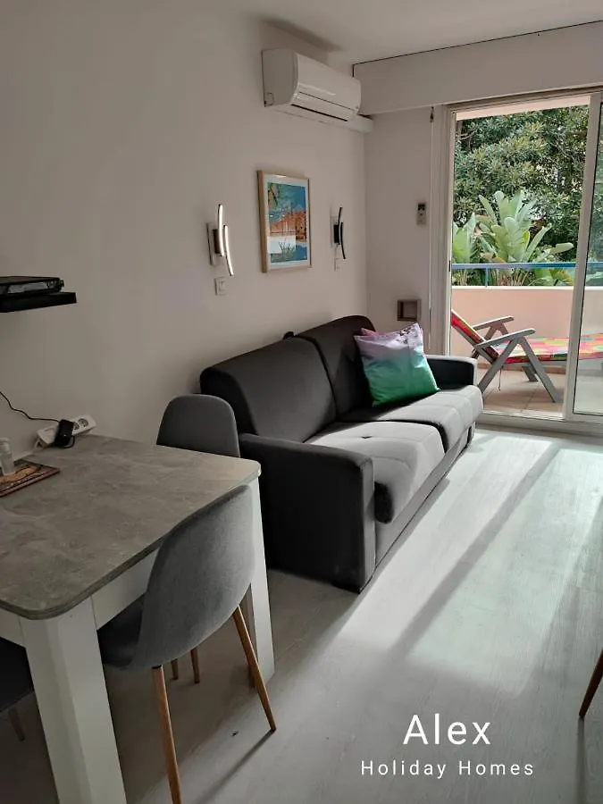 Apartment Menton, A Deux Pas De La Mer France