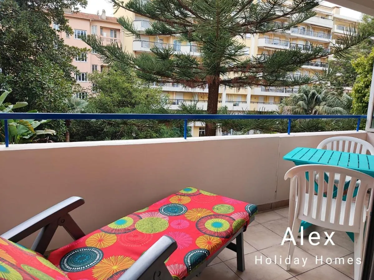 Menton, A Deux Pas De La Mer